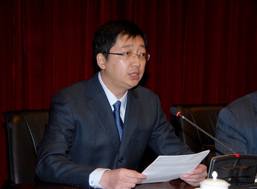 方剂学分会第六届委员会秘书长、vwin德赢ac米兰官网教务处副处长胡晓阳副教授主持会议开幕式