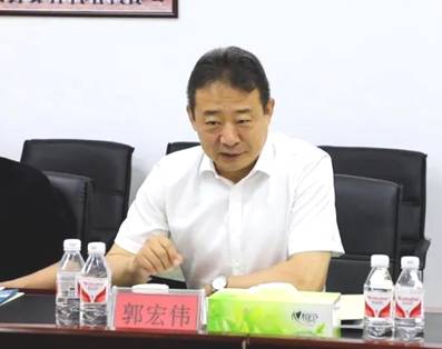 请将郭校长单独截图.jpg 请将郭校长单独截图.jpg