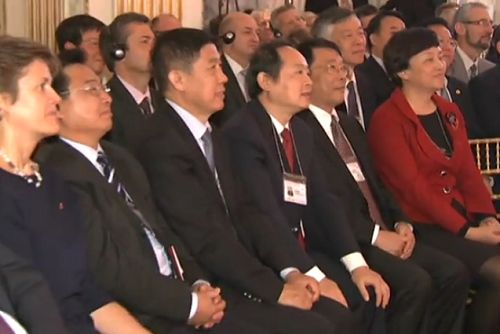 匡海学校长(左三)出席全英孔子学院和孔子课堂年会开幕式