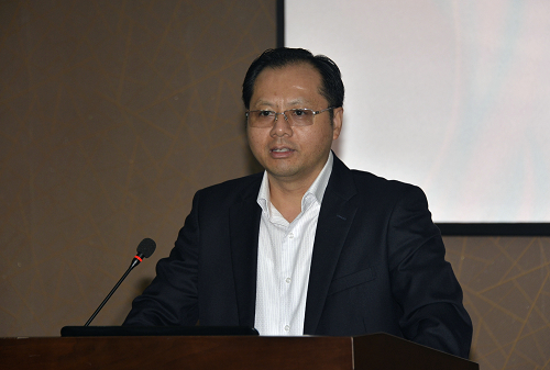 外交部欧亚司参赞吴颖钦作题为《当前俄罗斯形势及中俄关系发展成果》的形势报告